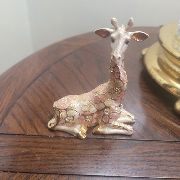 Kingspoint Design Giraffe - Picture 1 of 8
